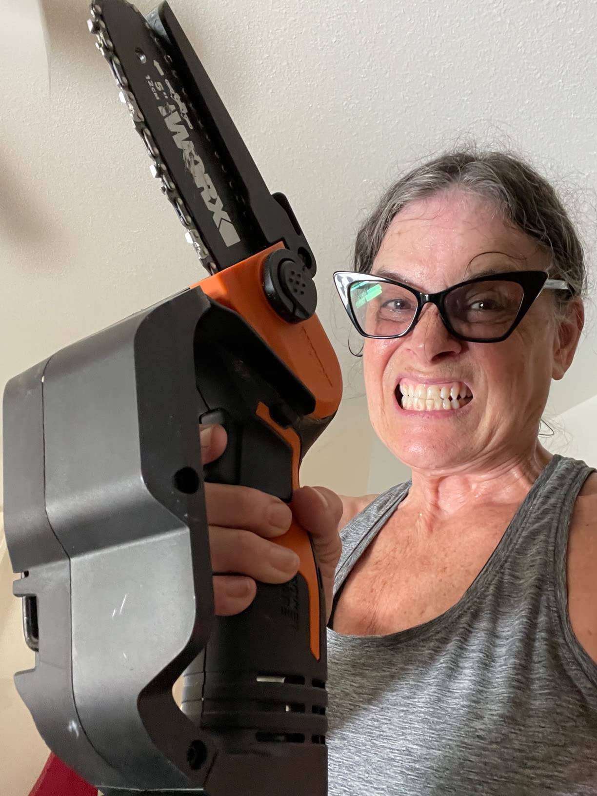 WORX Cordless Mini Chainsaw, 20V 5