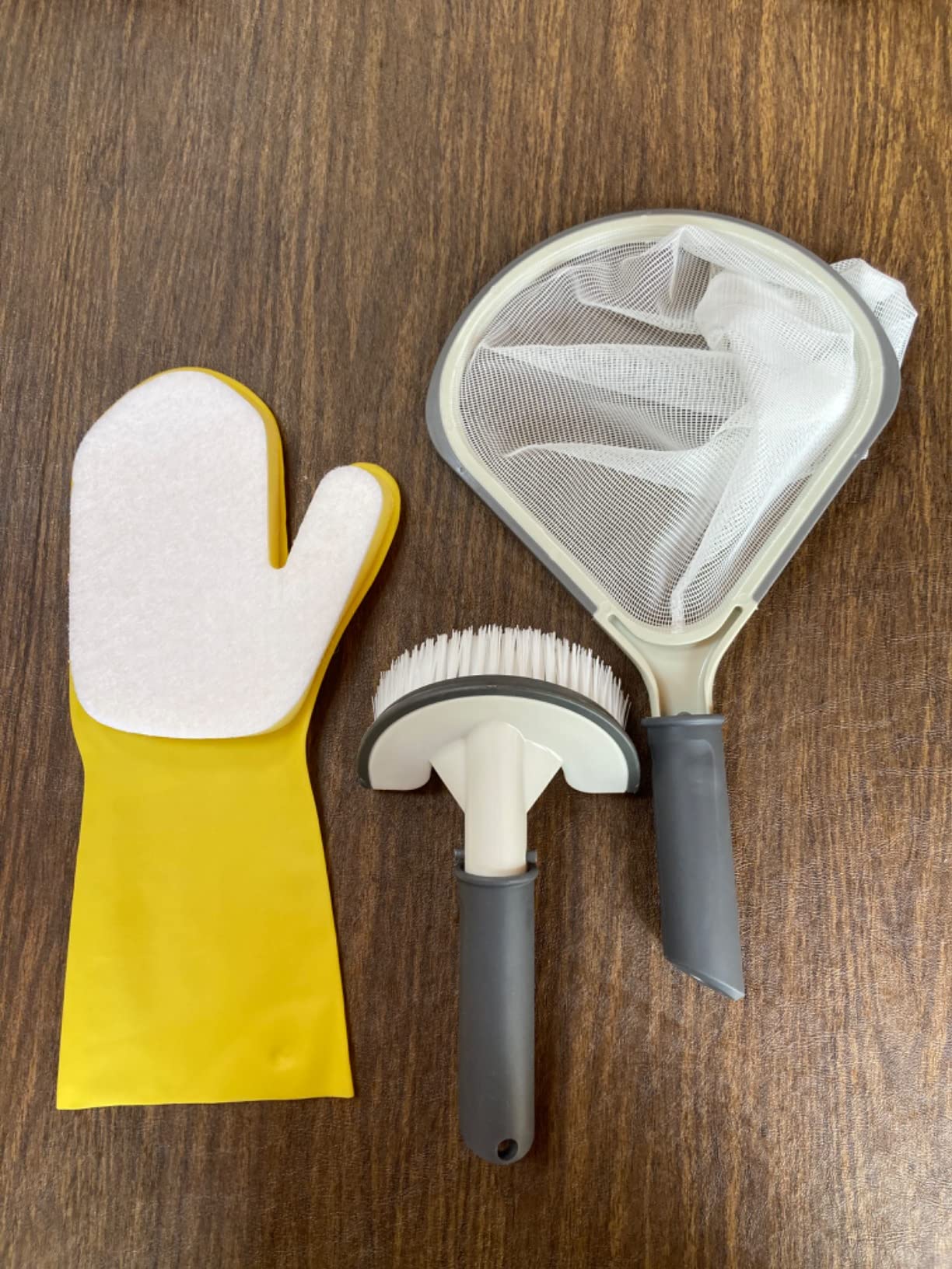 Bestway SaluSpa All-in-One Cleaning Tool Set for Inflatable Hot Tub & Spa - Maintenance Kit with Net, Scrub Brush & Scrubber Mitt Cleaning Accessories customer photo 1