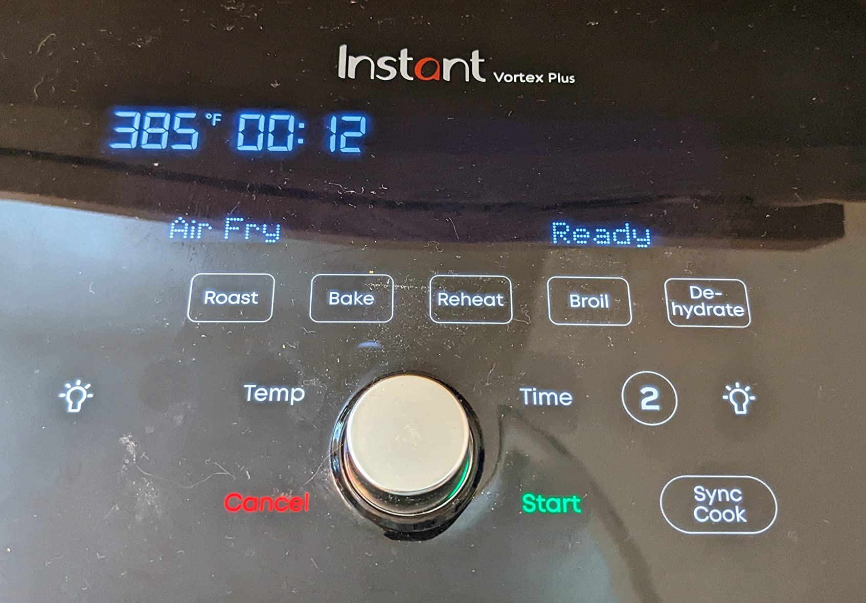 Instant Pot Vortex Plus 6 Qt 6-in-1 Air Fryer with Odor Erase Tech, Black customer photo 2