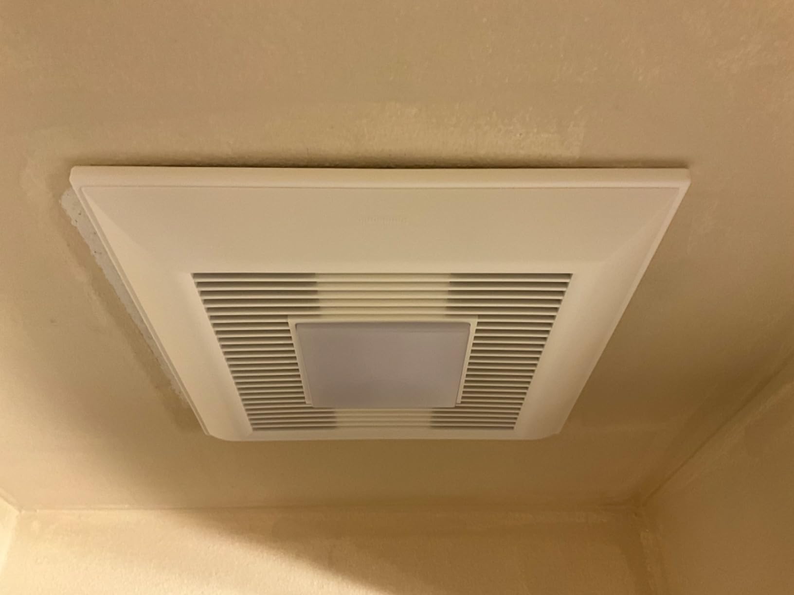 Panasonic WhisperFit Ceiling Mount Bathroom Exhaust Fan with Dimmable LED Light, 50-80-110 CFM, FV-0511VFL1 customer photo 2