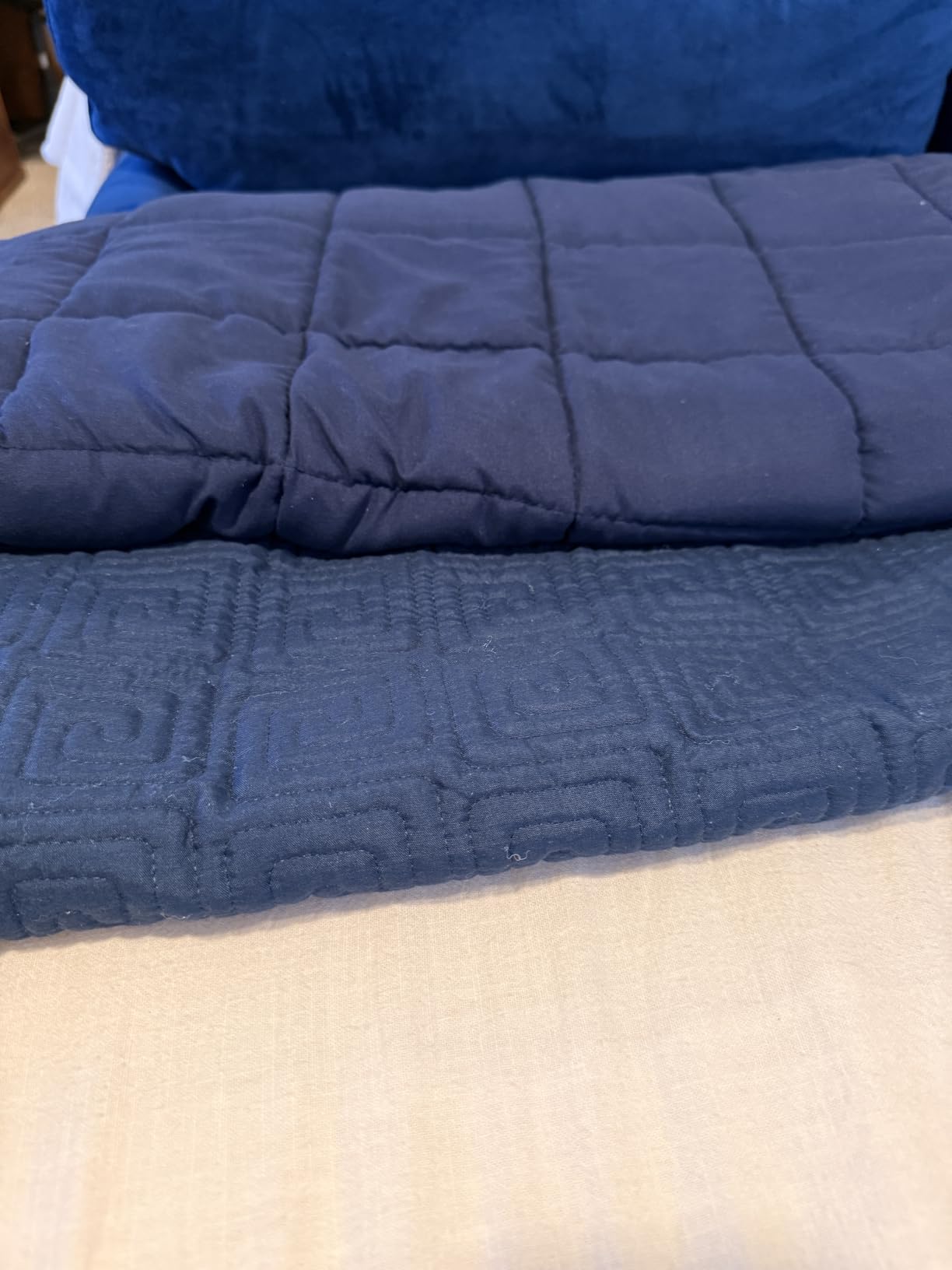 L'AGRATY Weighted Blanket for Adults 15lbs, 48