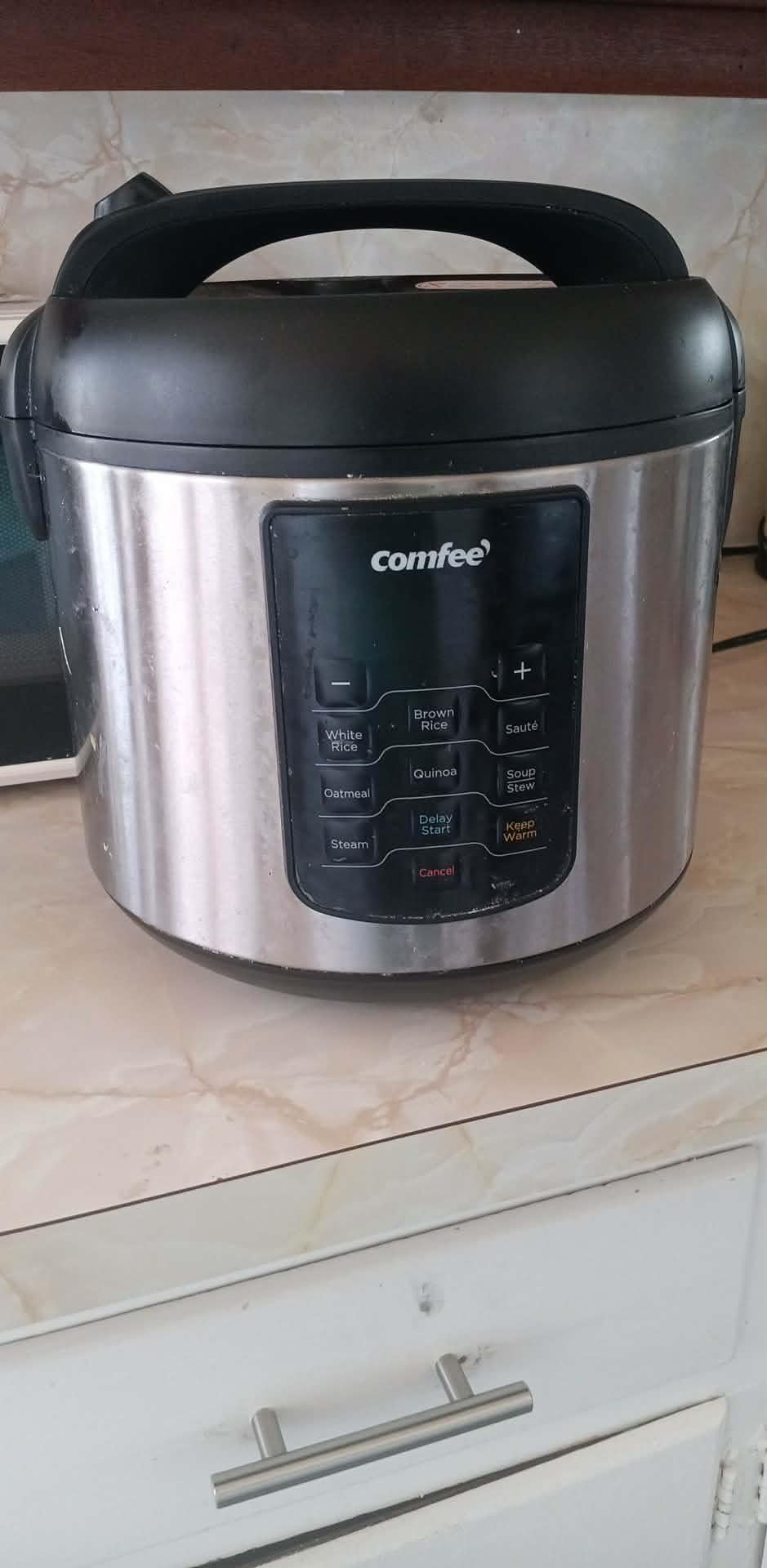 COMFEE' Large Rice Cooker with 8-Functions, 10-Cups Uncooked Rice customer photo 2