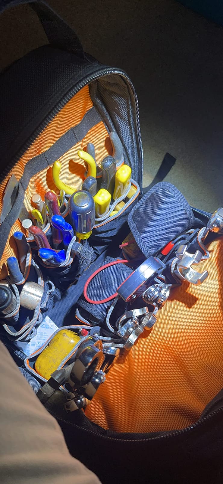 Klein Tools 80038 Backpack Tool Kit, Tradesman Pro Backpack, Zipper Tool Bags, and Magnetizer, 4-Piece customer photo 2