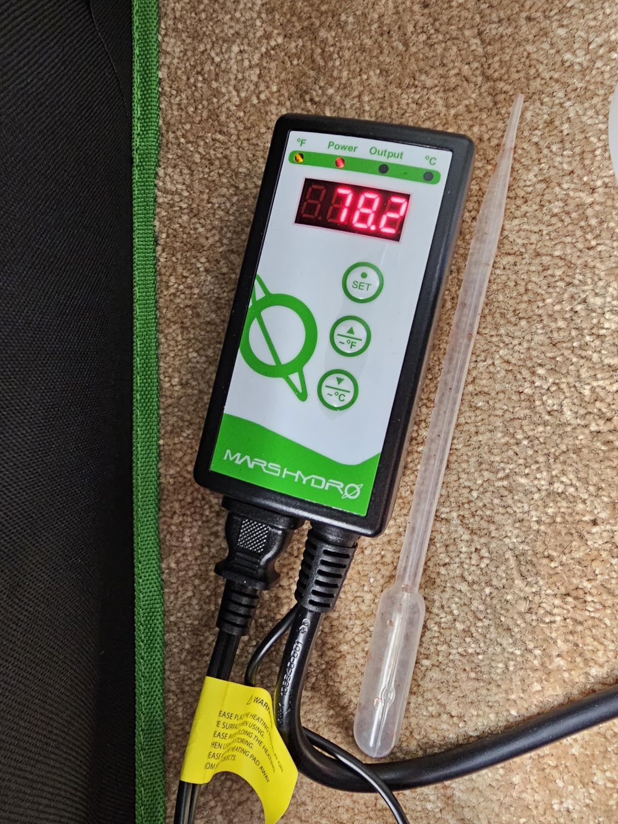 MARS HYDRO 10''x 20.75'' Seedling Heat Mat with Thermostat Combo Set，Heating Pad for for Germination, Indoor Gardening, Greenhouse customer photo 1
