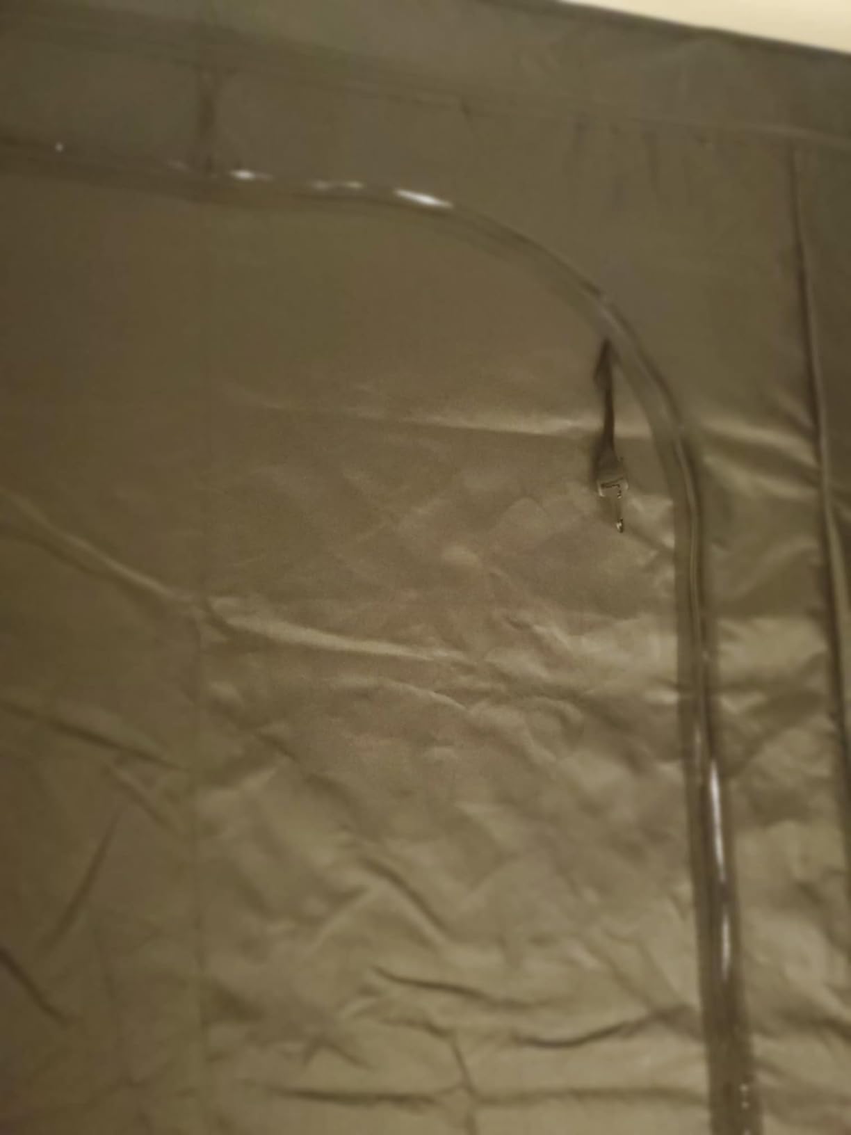 4x4 Grow Tent 48
