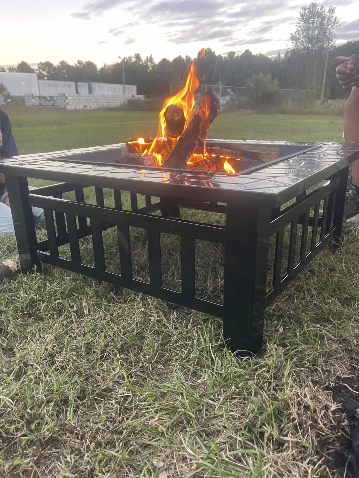 Devoko Outdoor Fire Pit, 32 Inch Firepit Table Metal Outdoor Fireplaces customer photo 1