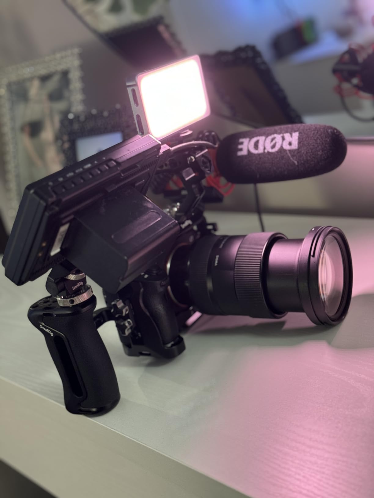 SmallRig HawkLock Quick Release Cage Advanced Kit for Sony Alpha 7 Series customer photo 2