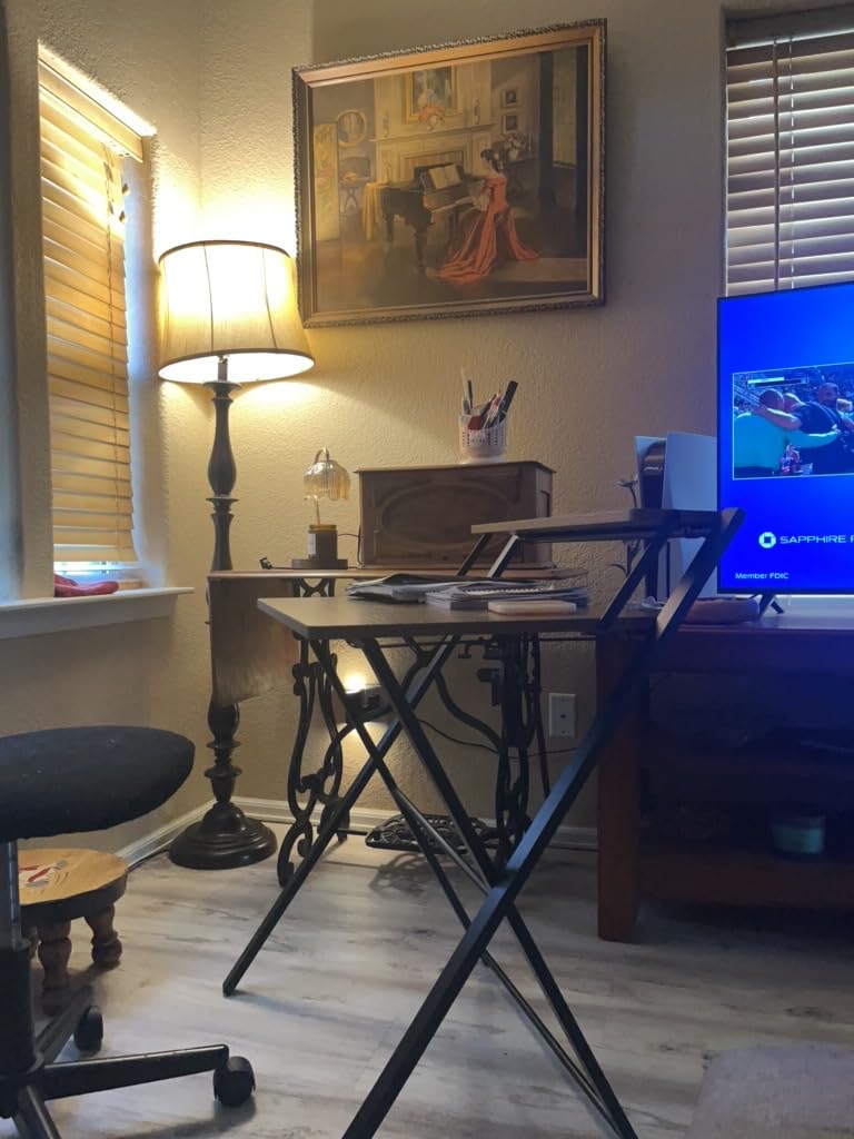 GreenForest Folding Desk No Assembly, Sturdy Computer Desk for Small Spaces customer photo 1