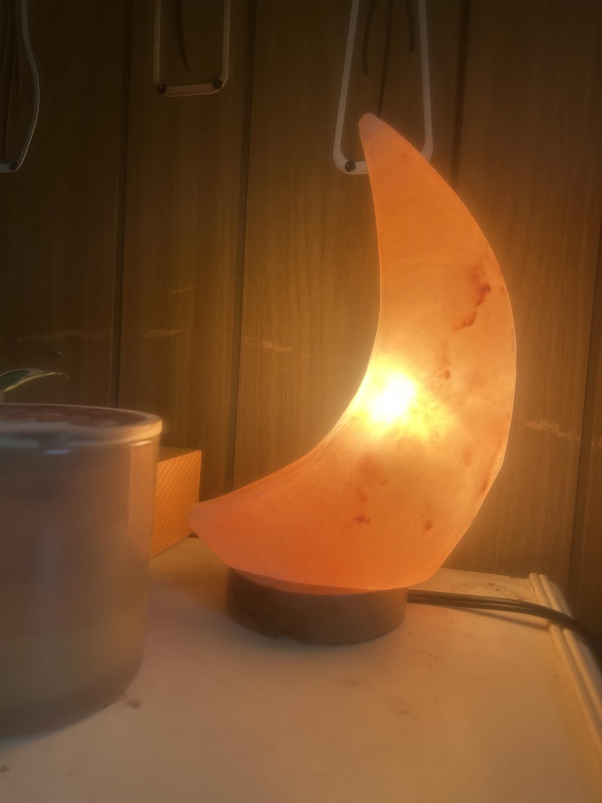 d'aplomb 100% Authentic Natural Himalayan Salt Lamp;Hand Carved Moon Pink customer photo 2