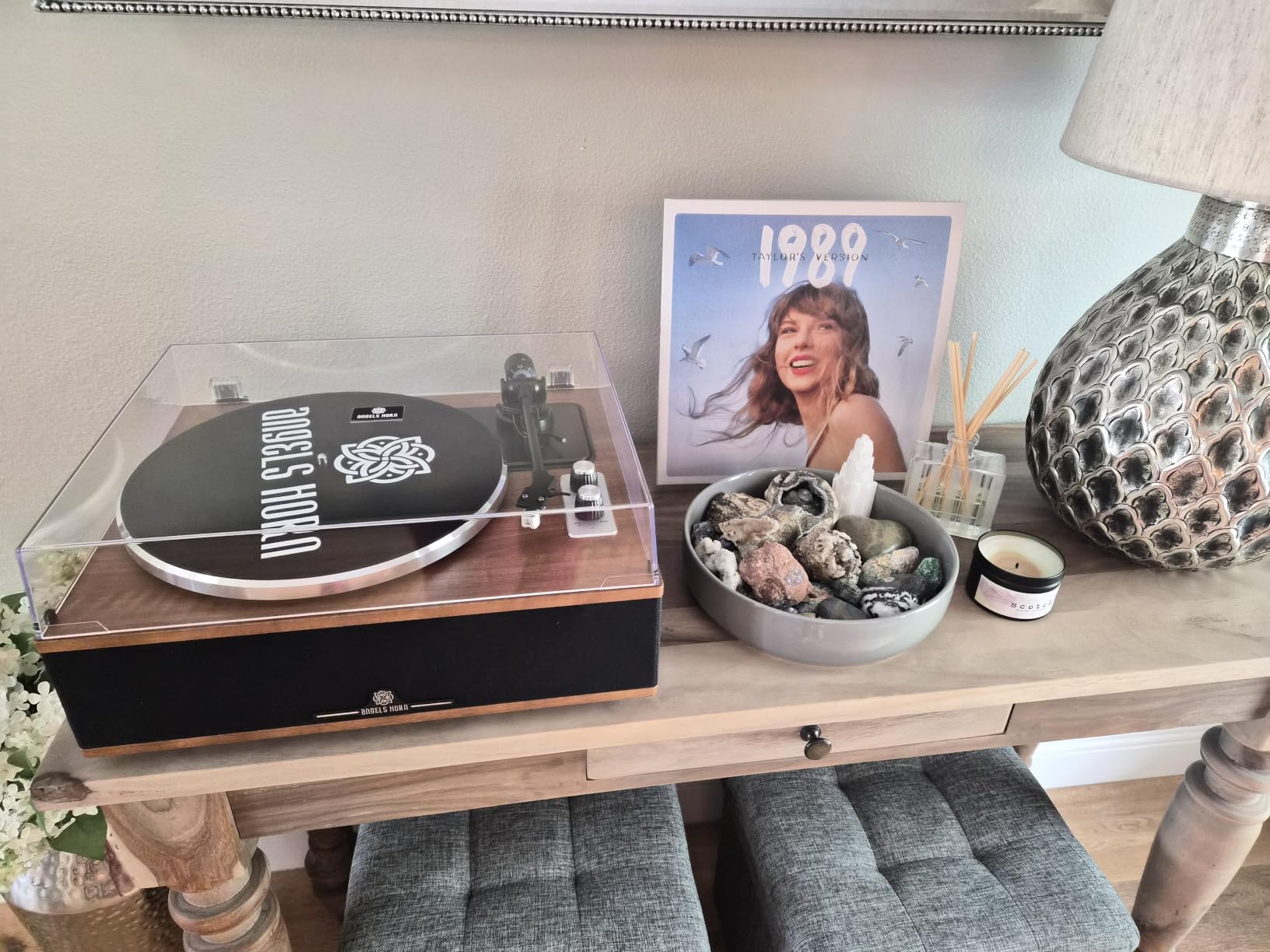 ANGELS HORN Vinyl Record Player, Bluetooth Turntable with Built in Speakers Phono Preamp, High Fidelity Turntables for Vinyl Records with Magnetic Cartridge AT-3600L, Belt Drive 2-Speed customer photo 1