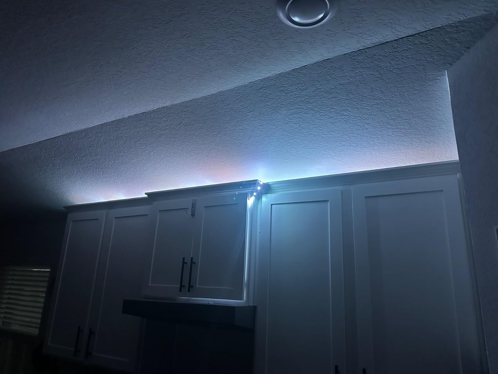 maylit 10 PCS 20in Smart RGB Under Cabinet Lights Kit customer photo 2