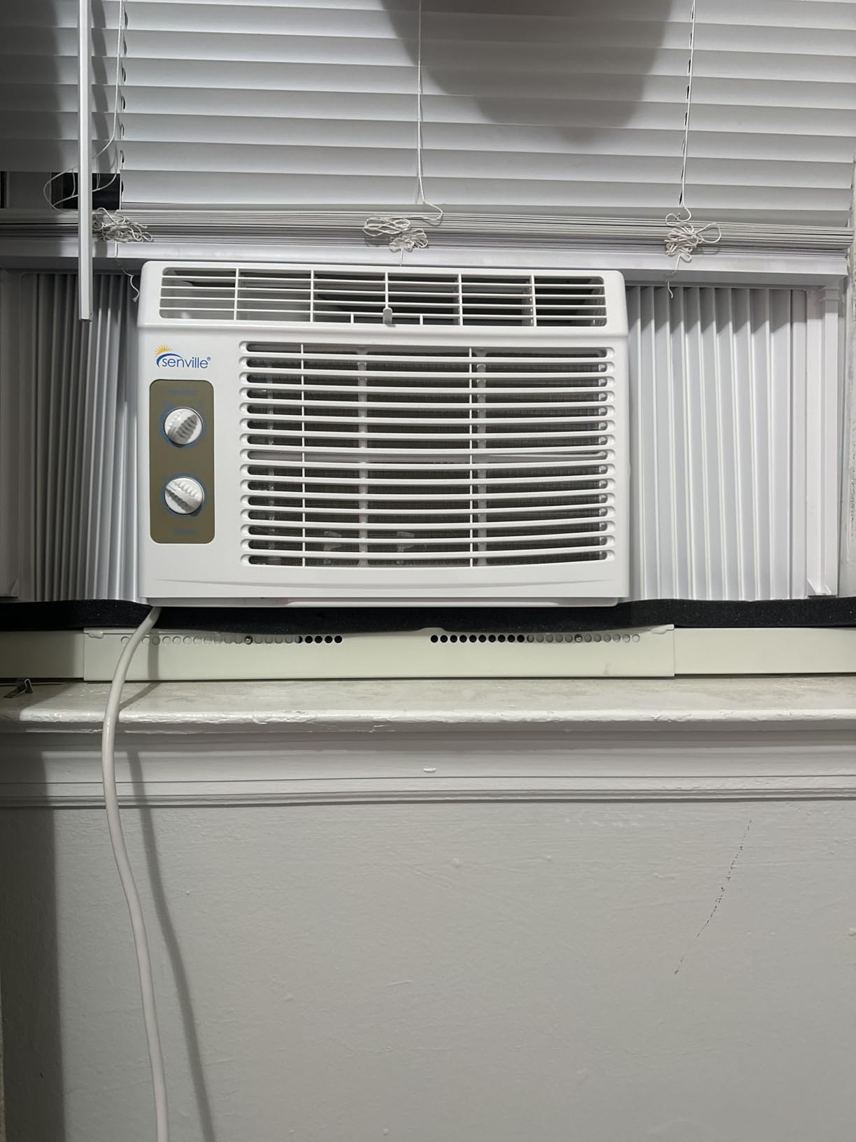 Senville 5,000 BTU Window Air Conditioner, Cools Up to 150 Sq. Ft., Easy to Use Mechanical Control, Washable Filter customer photo 2