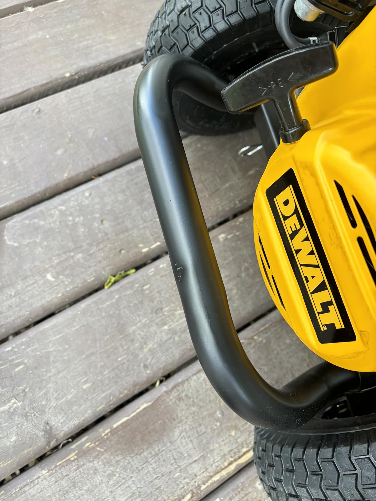 DeWalt 3300 PSI Gas Pressure Washer, 2.4 GPM, Residential Model DXPW3300-S customer photo 2