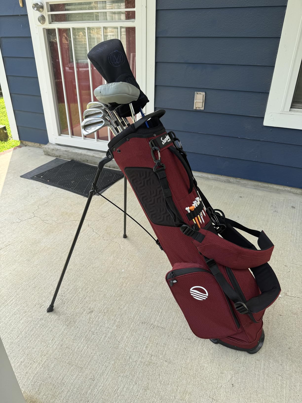 Sunday Golf El Camino Bag - Lightweight Golf Stand Bag with Strap customer photo 1