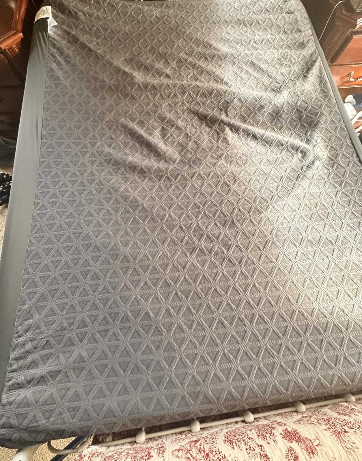 Premium Waterproof Mattress Protector Queen Size, Noiseless Deep Pocket customer photo 2