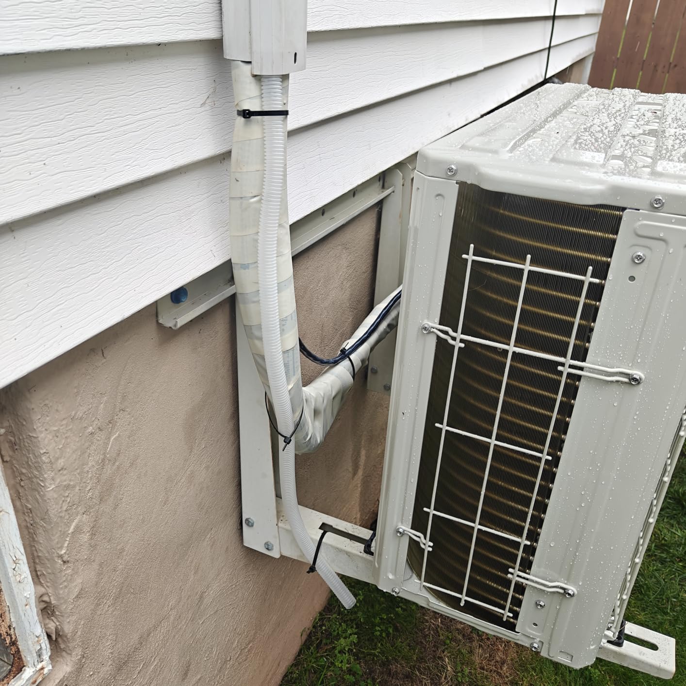COSTWAY 12000BTU Mini Split Air Conditioner& Heater customer photo 1