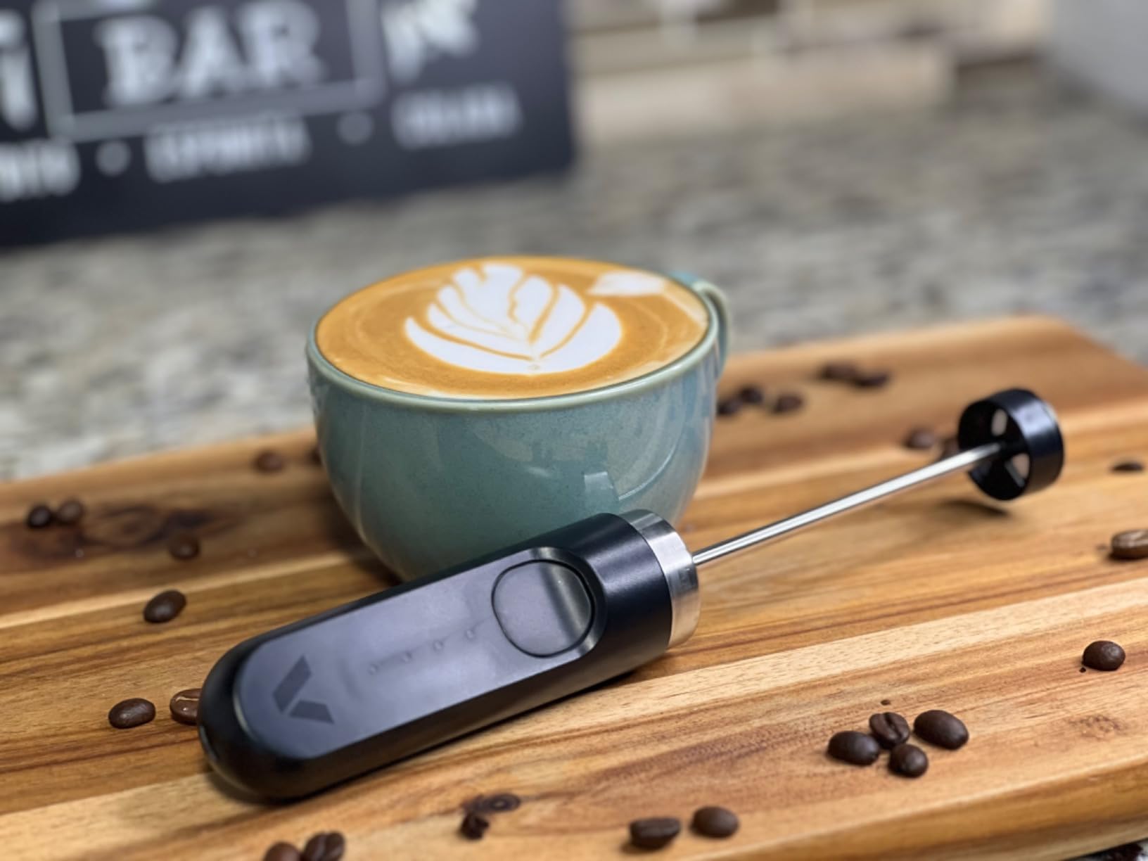 Subminimal NanoFoamer Milk Foamer - Rechargeable Handheld Foamer - Black customer photo 2