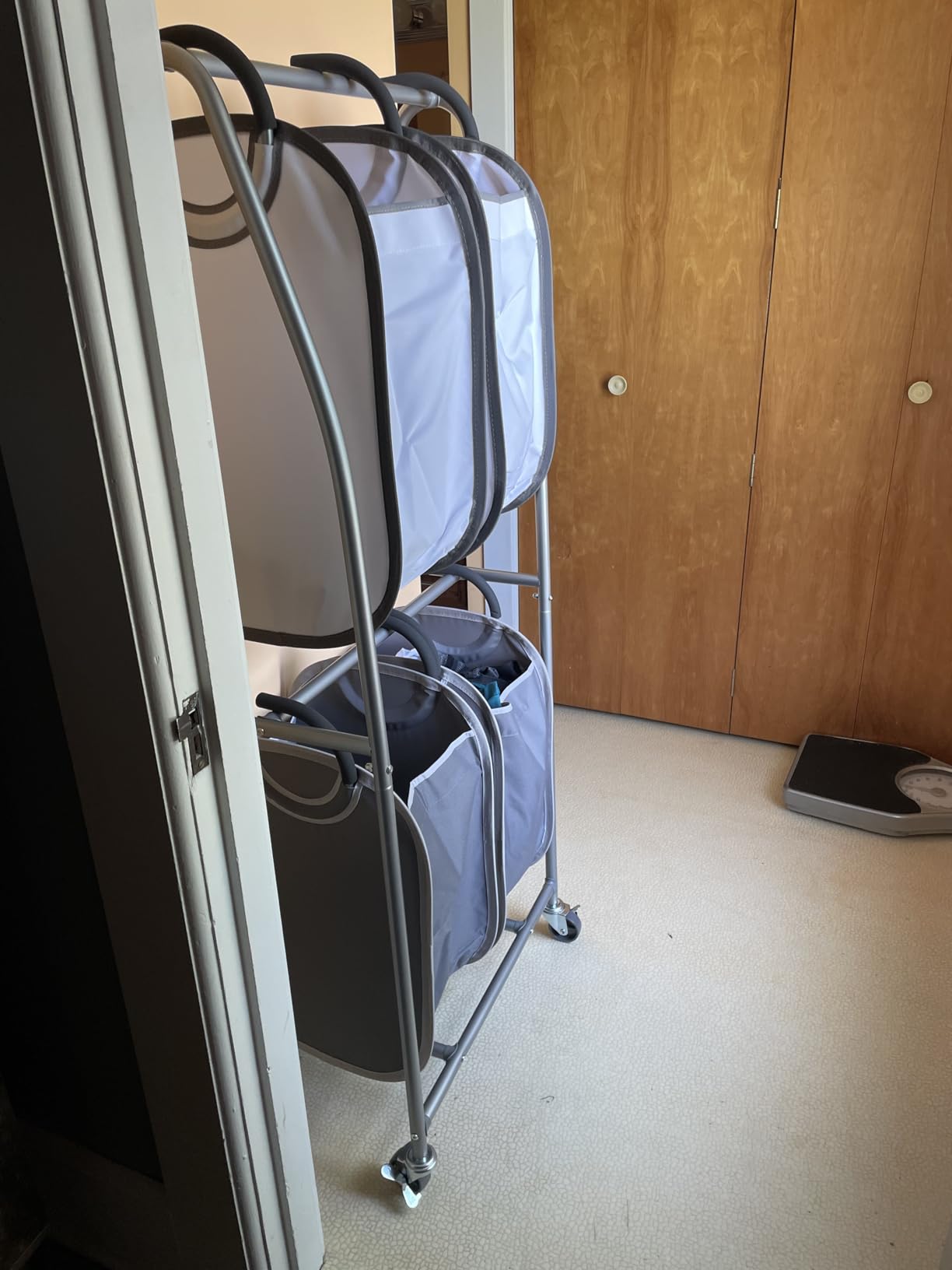 Neatfreak - 2 Tier Vertical Rolling Laundry Cart - Rolling Storage Cart On Wheels With 4 x Tote Hampers For Laundry, Towels, Blankets & Bathroom Organization - Quad Laundry Sorter customer photo 1