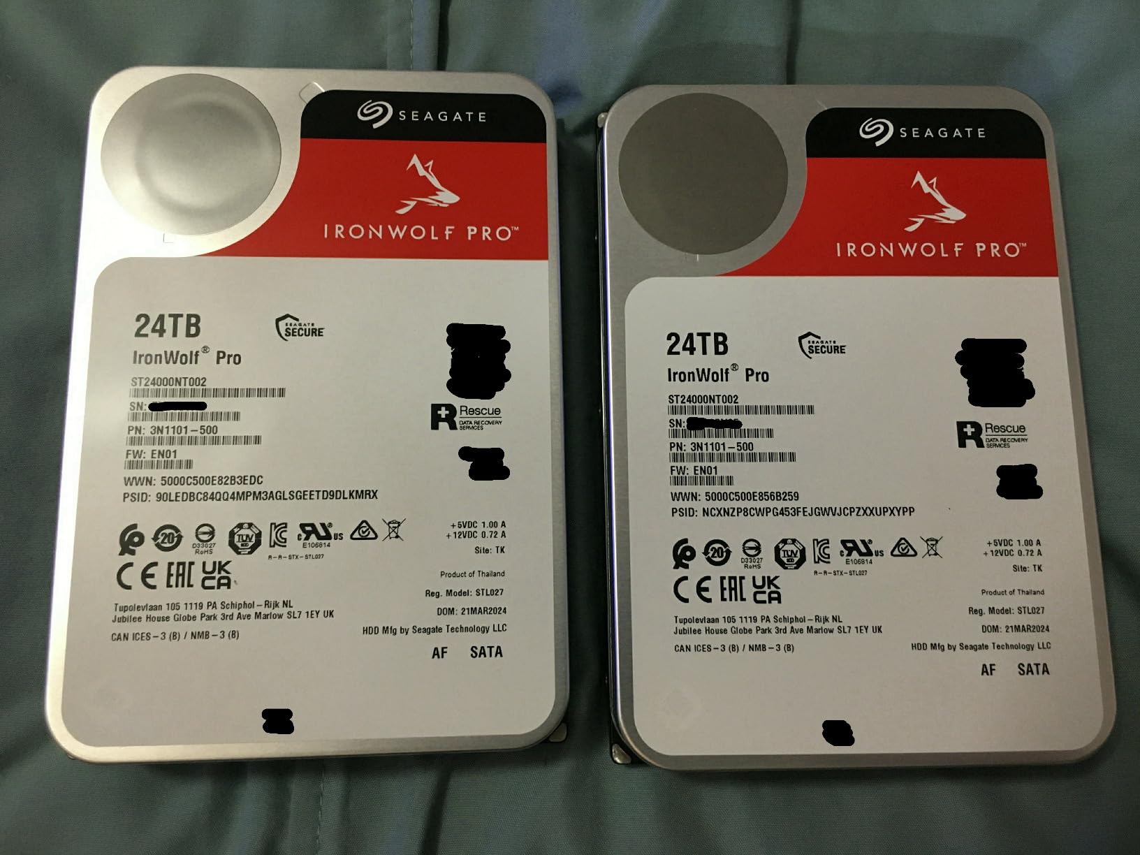 Seagate IronWolf Pro, 20 TB, Enterprise NAS Internal HDD –CMR 3.5 Inch, SATA 6 Gb/s, 7,200 RPM, 256 MB Cache for RAID Network Attached Storage (ST20000NT001) customer photo 1
