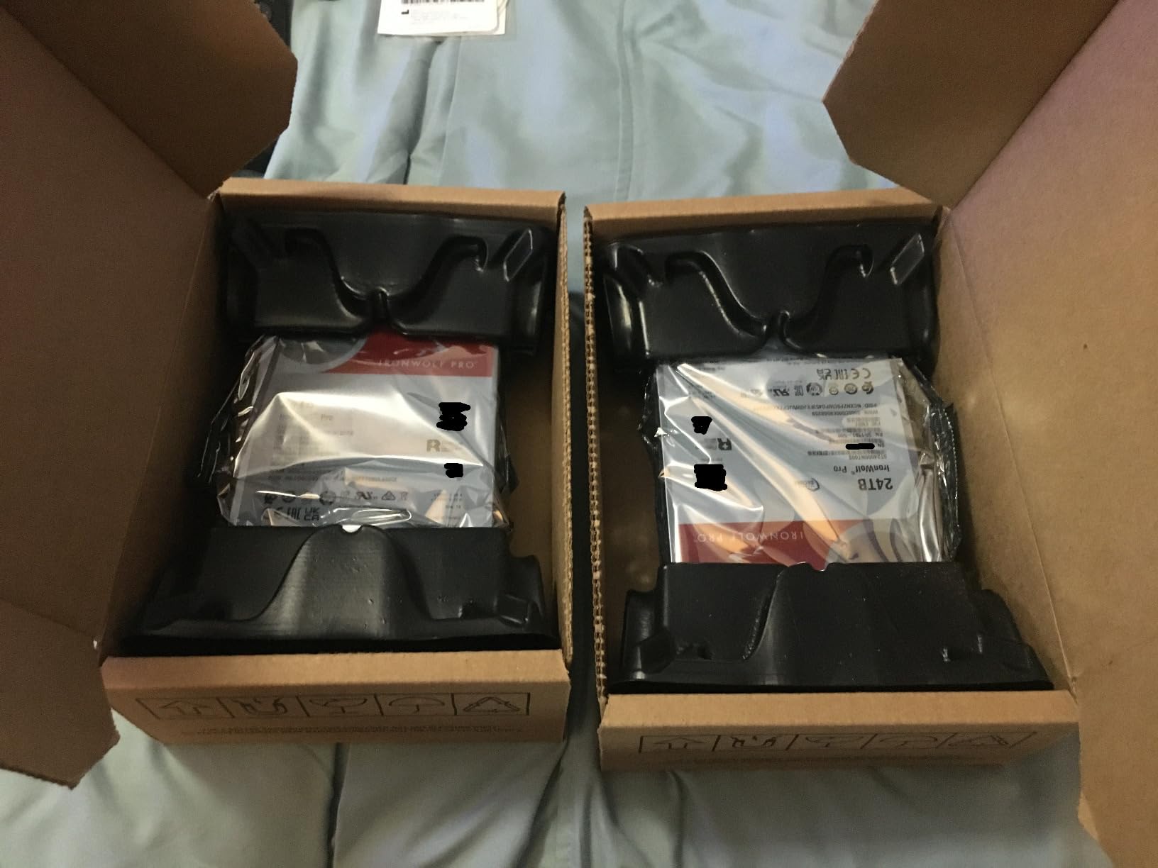 Seagate IronWolf Pro, 20 TB, Enterprise NAS Internal HDD –CMR 3.5 Inch, SATA 6 Gb/s, 7,200 RPM, 256 MB Cache for RAID Network Attached Storage (ST20000NT001) customer photo 2