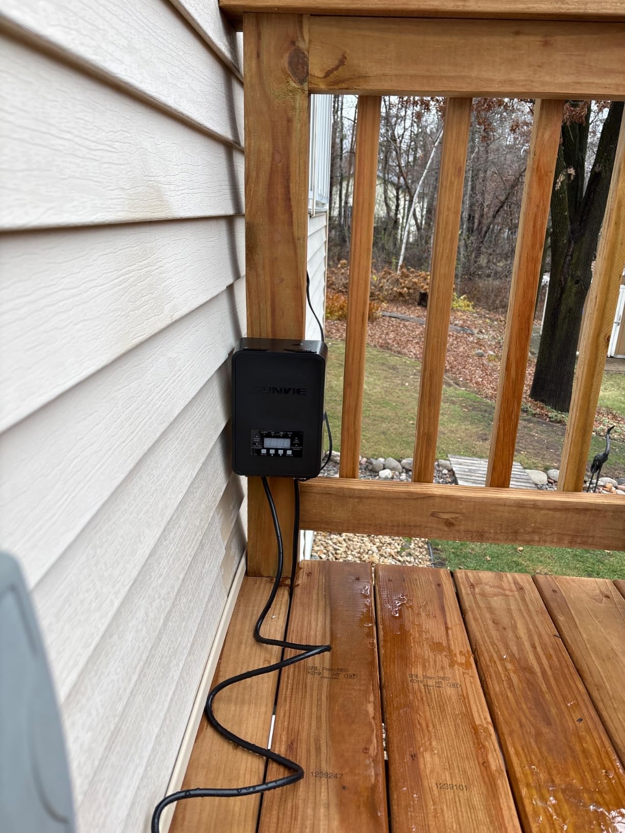 SUNVIE 200W Low Voltage Landscape Transformer with Timer & Photocell Sensor customer photo 2