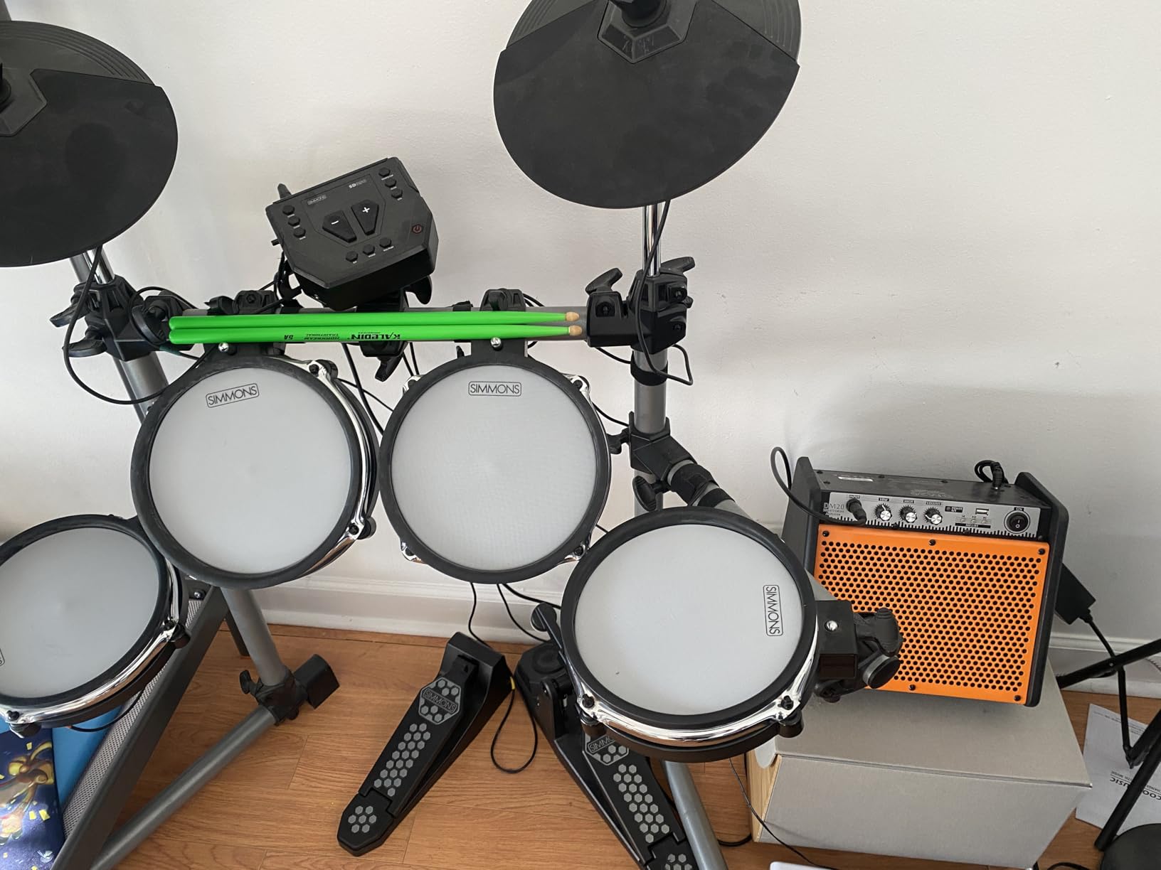 Coolmusic Drum Amplifier 20W, Wireless Electric Drum Speaker Keyboard Amp, Mini DM20 Portable for Home Practice (Orange) customer photo 1