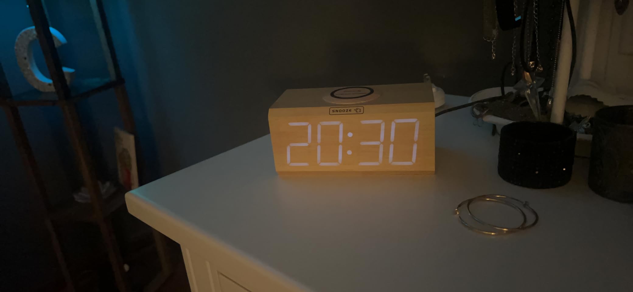 DreamSky Wooden Digital Alarm Clock with Wireless Charging for Bedroom customer photo 1