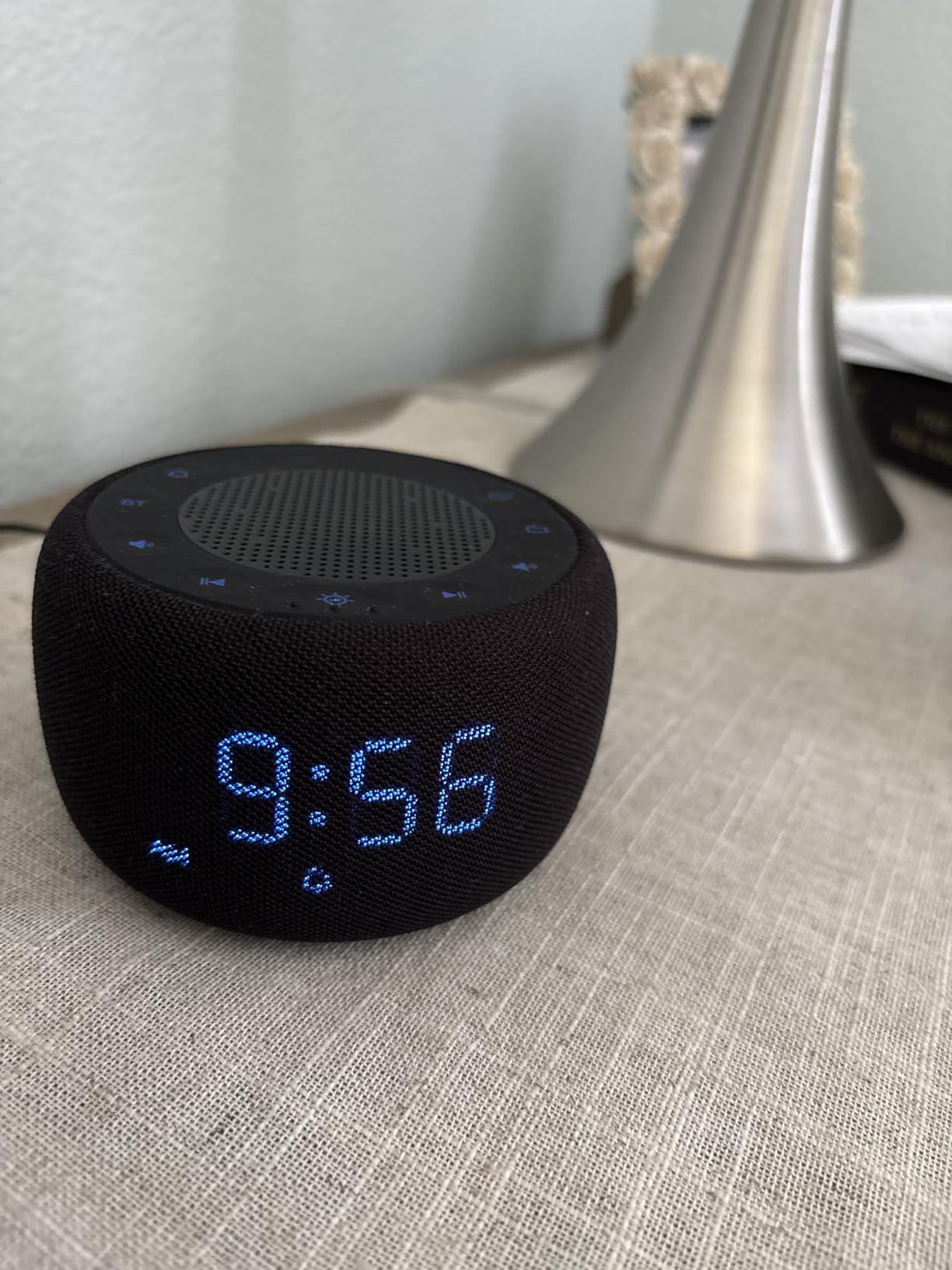 BUFFBEE Alarm Clock with Bluetooth Speaker & FM Radio for Bedside – Gradual Wake-Up Sounds, Fully Dimmable Display & Ambient Night Light, Plug-in Digital Clock for Bedroom customer photo 1