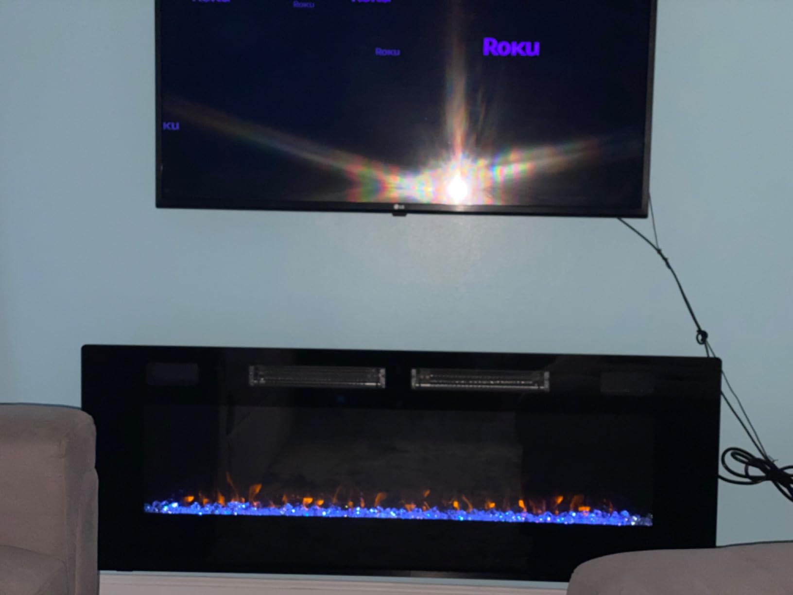 LEMBERI 72 inch Ultra-Thin Electric Fireplace, Black customer photo 2