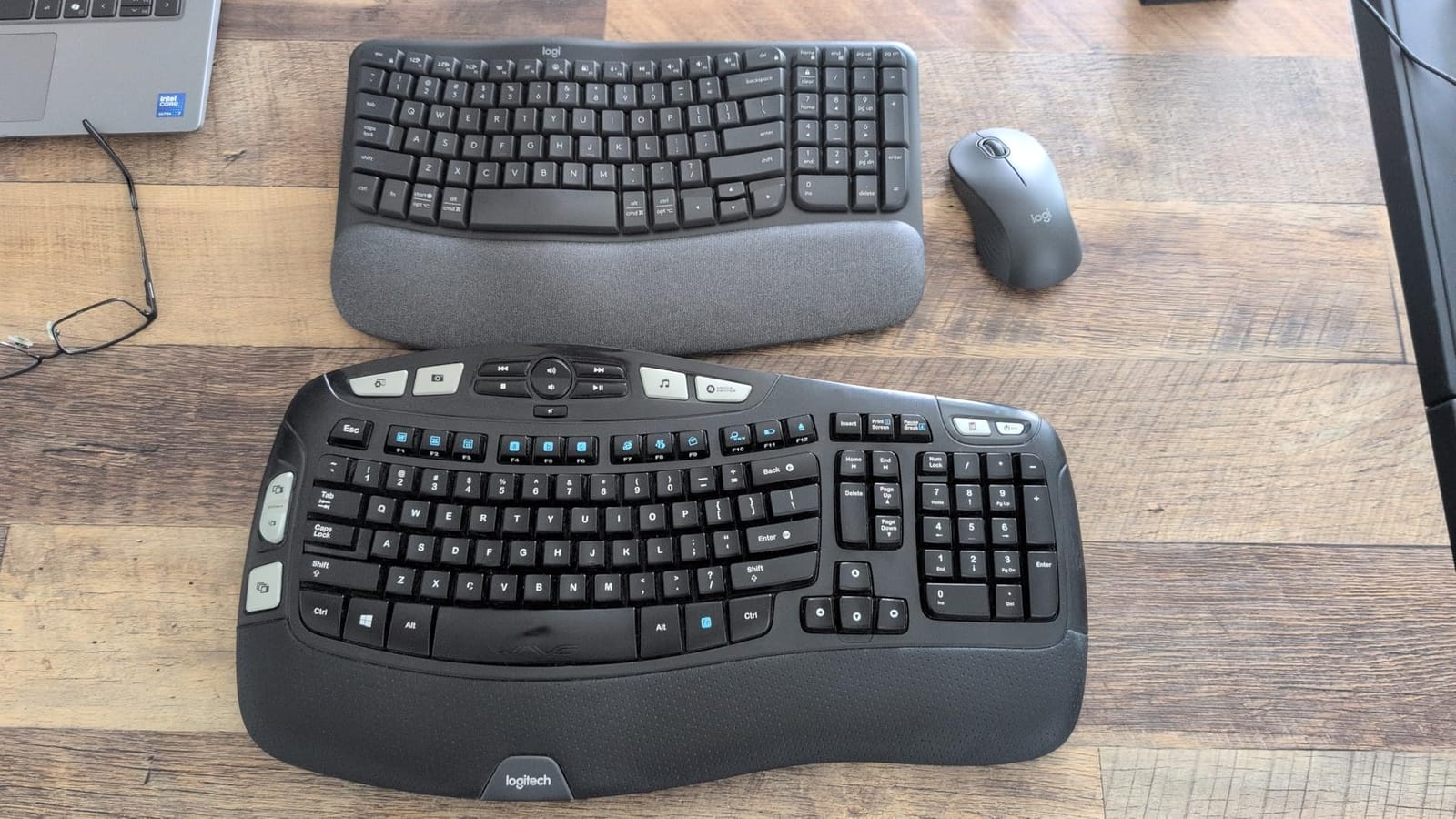 Logitech Wave Keys MK670 Wireless Ergonomic Keyboard Mouse Combo - Graphite customer photo 1