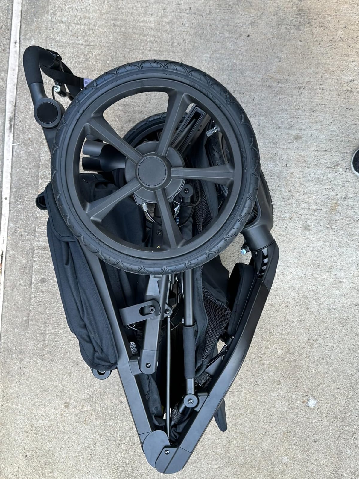BOB Gear Wayfinder Jogging Stroller — Nightfall customer photo 2