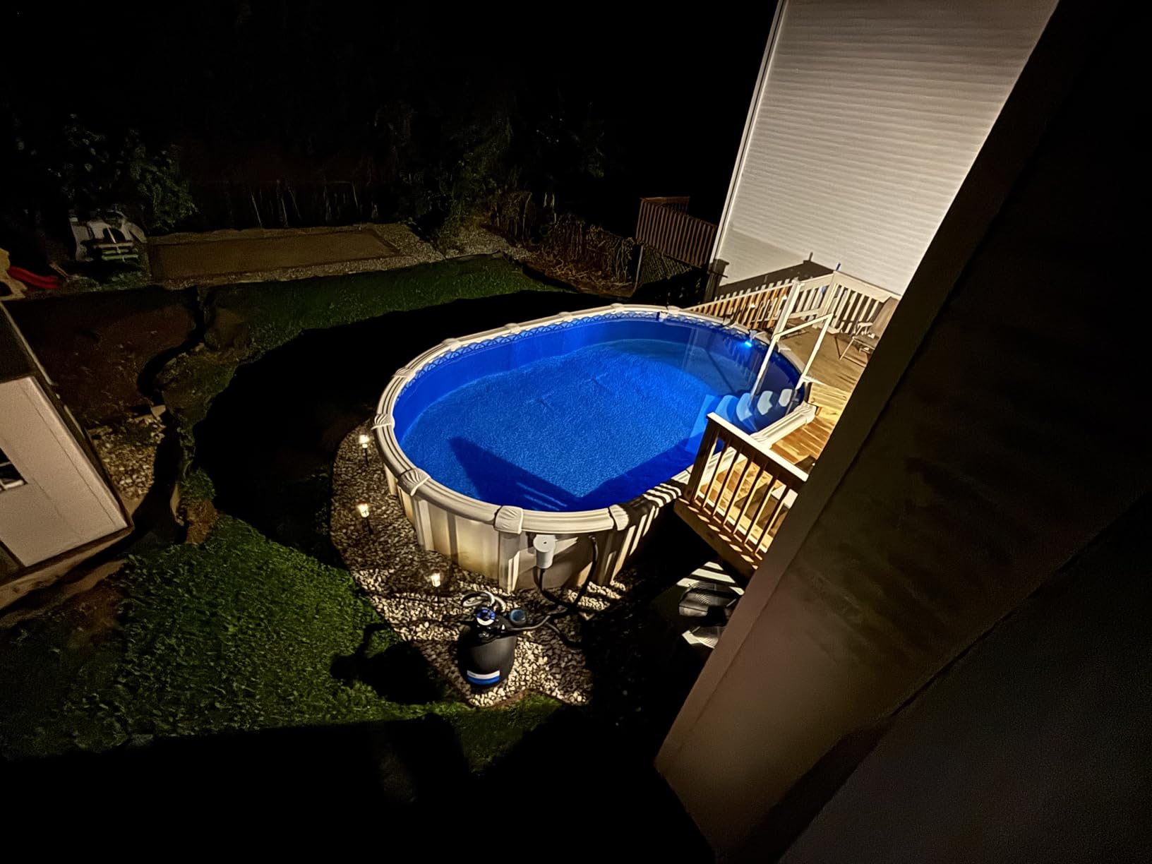 BITPOTT Solar Lights Outdoor, 8 Pack, Warm White, IP65 customer photo 1