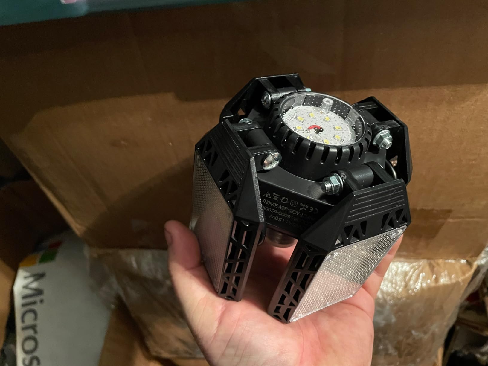 LED Garage Light,150W Deformable Garage Ceiling Lights,15000LM, 4 Adjustable Panels, E26/E27 Shop Lights for Basement, Barn, Workshop,High Bay Light customer photo 2