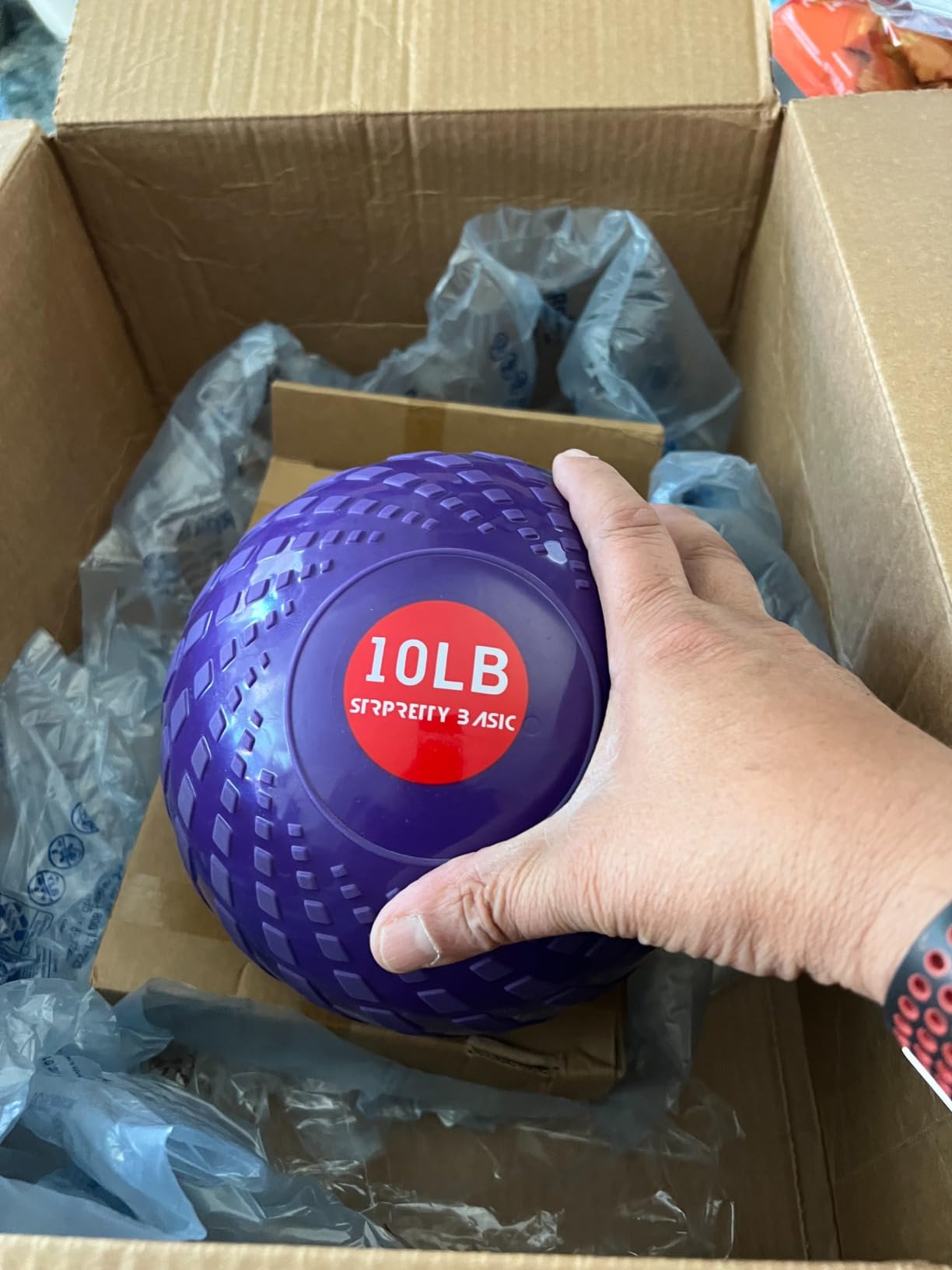 Medicine Ball 8, 10 lbs Slam Ball Weighted Balls for Exercise Strength and Crossfit Workout customer photo 2