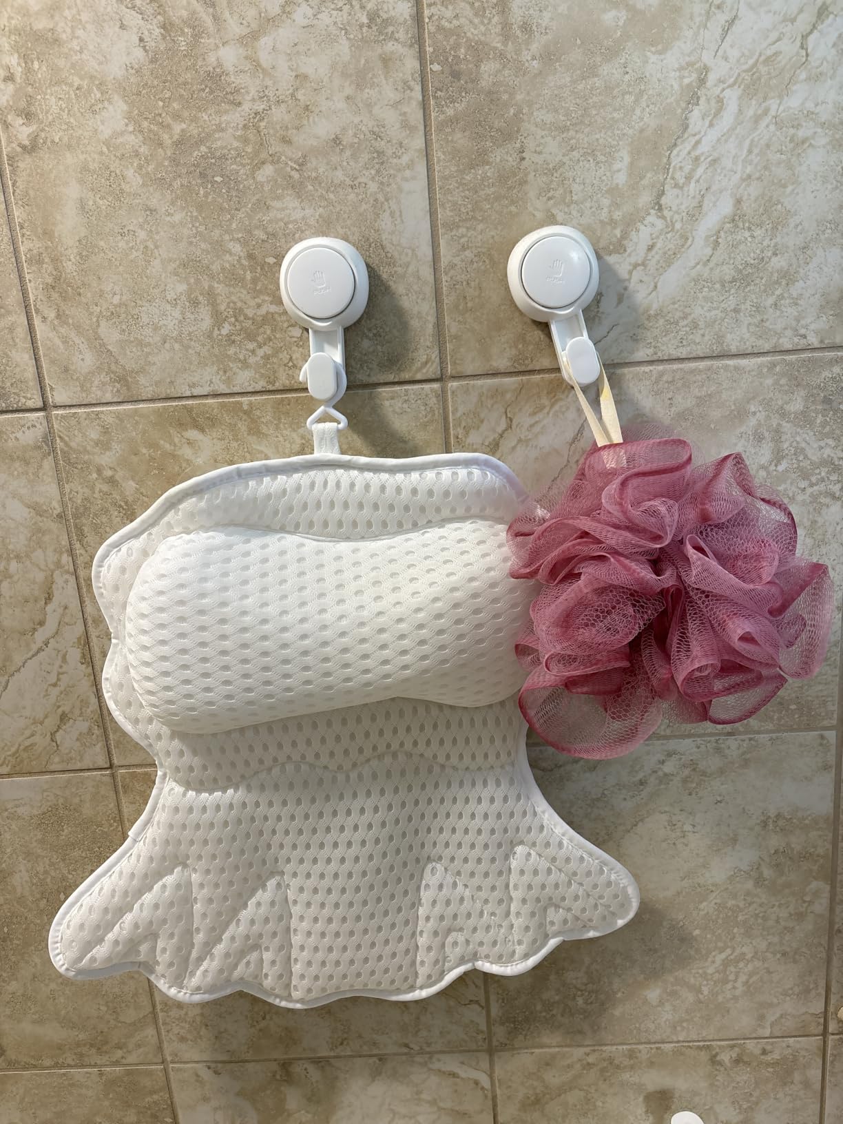 SetSail Bath Pillow, Bath Pillows for Tub Neck and Back Support, White customer photo 1