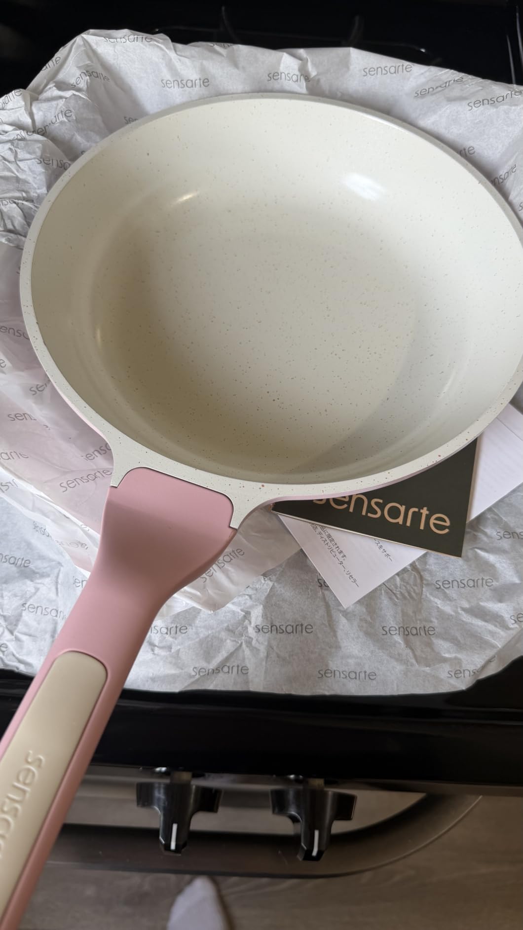 SENSARTE Nonstick Ceramic Frying Pan Skillet, 8 Inch Omelet Pan, Healthy Non Toxic Chef Pan, Induction Compatible Egg Pan with Heat Resistant Handle, PFAS-Free, White customer photo 2