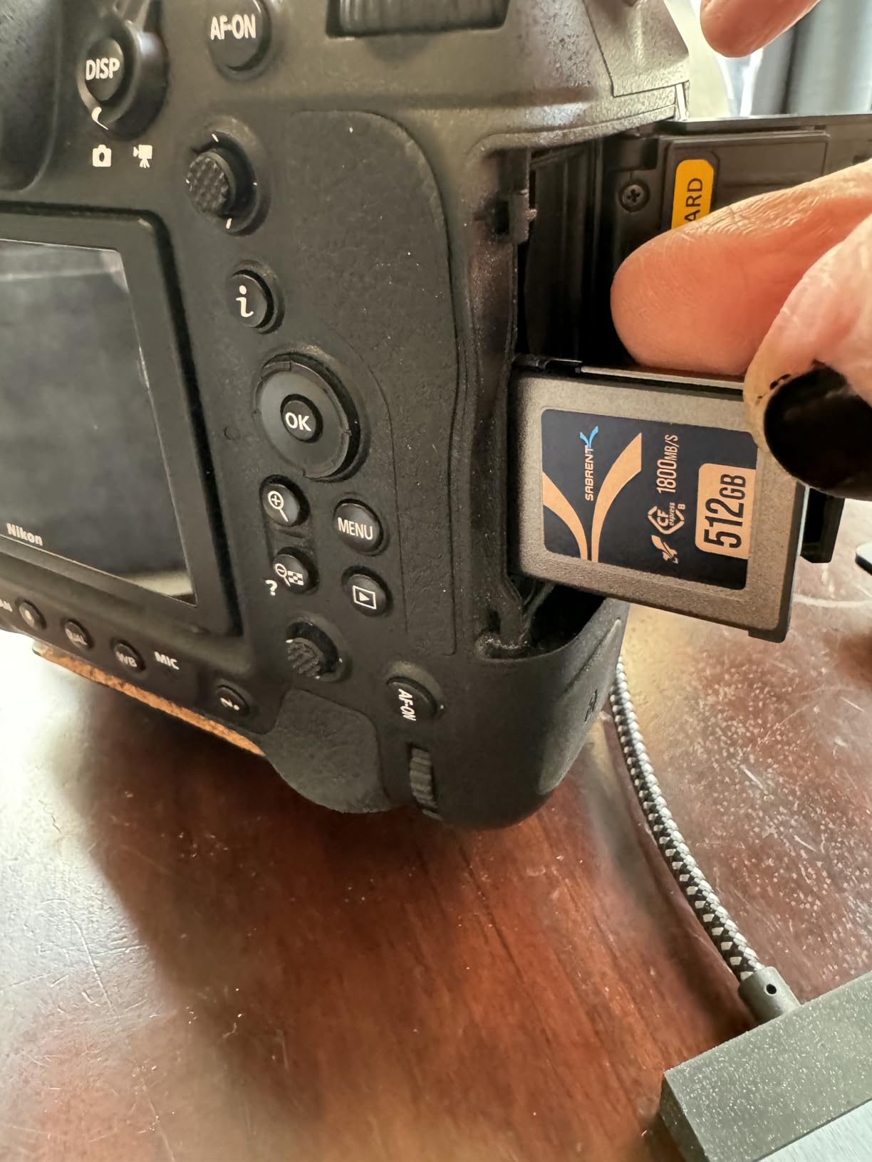 SABRENT Rocket CFX PRO 1TB CFexpress Type B Memory Card R1800MB/s W1700MB/s (CF-XXIT-1TB) customer photo 2