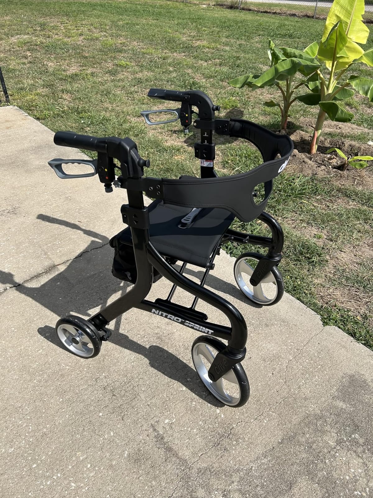 Drive Medical Nitro Sprint Rollator Walker with Seat, Standard Size, Red customer photo 1