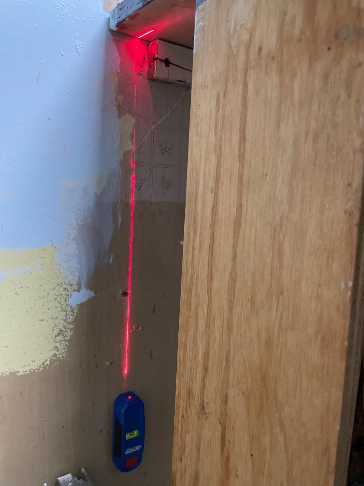 Kreg Magnetic Stud Finder with Laser-Mark, KMM1000LZ. customer photo 1