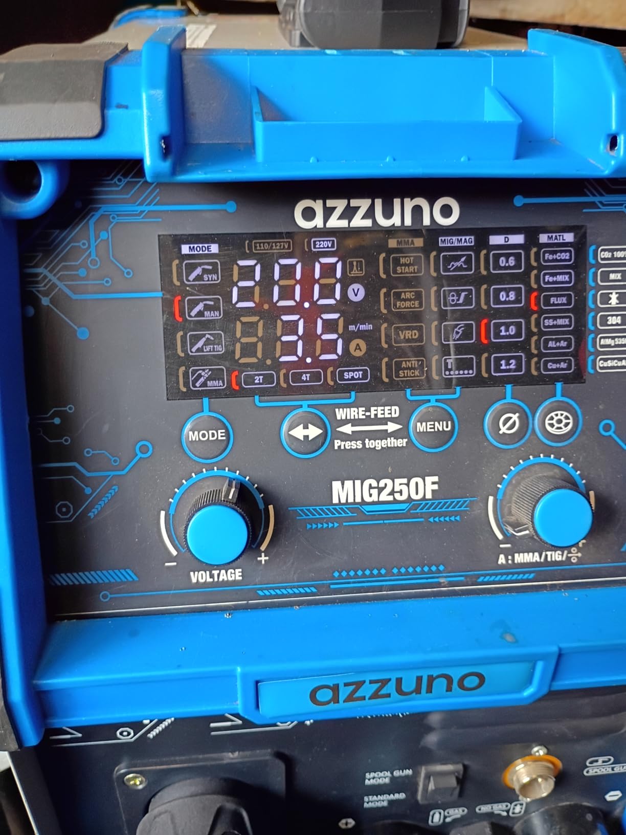 AZZUNO 250A Aluminum MIG Welder, 110V/220V 6 in 1 Gas/Gasless MIG customer photo 1