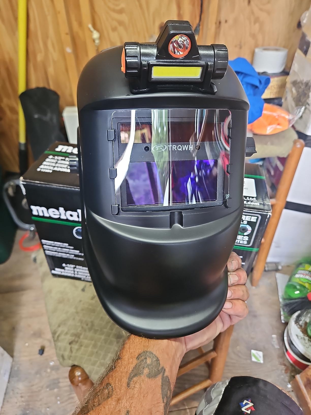 TRQWH Welding Hood Auto Darkening Welding Helmet with Light True Color customer photo 1