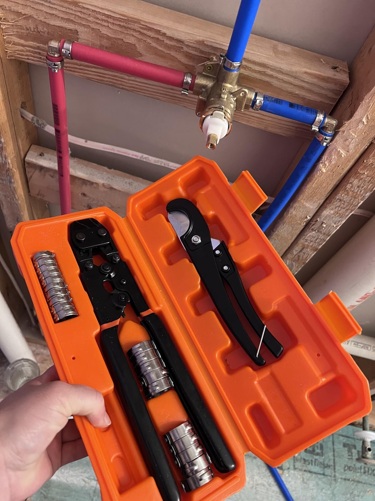 PEX Pipe Clamp Cinch Tool Crimping Tool Crimper for Stainless Steel Clamps from 3/8-inch to 1-inch with 1/2-inch 20PCS and 3/4-inch 10PCS SS PEX Clamps,with Pipe Cutter in Plastic Box customer photo 2