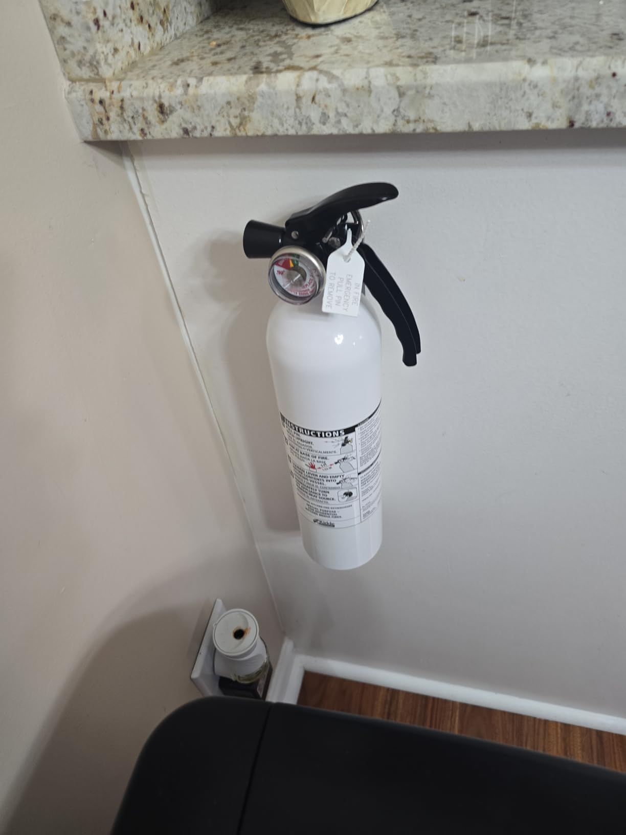Kidde Kitchen Fire Extinguisher, 711A, RESSP customer photo 1