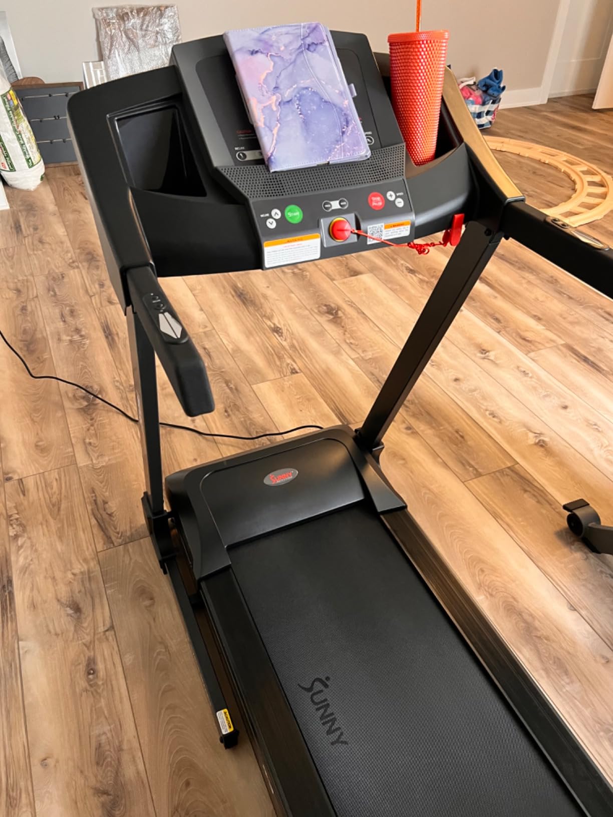 Sunny Health & Fitness Smart Wi-Fi Treadmill with Auto Incline customer photo 1