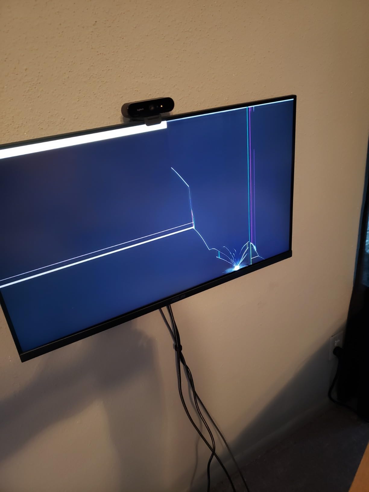 ASUS VP327Q 32 Inch 4K UHD Computer Monitor, HDMI, DisplayPort, Speakers customer photo 1