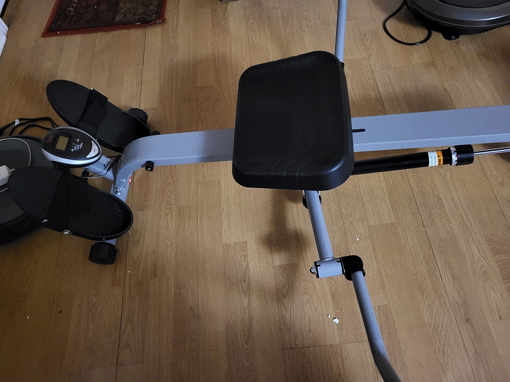Sunny Health & Fitness Smart Full Motion Rower customer photo 1