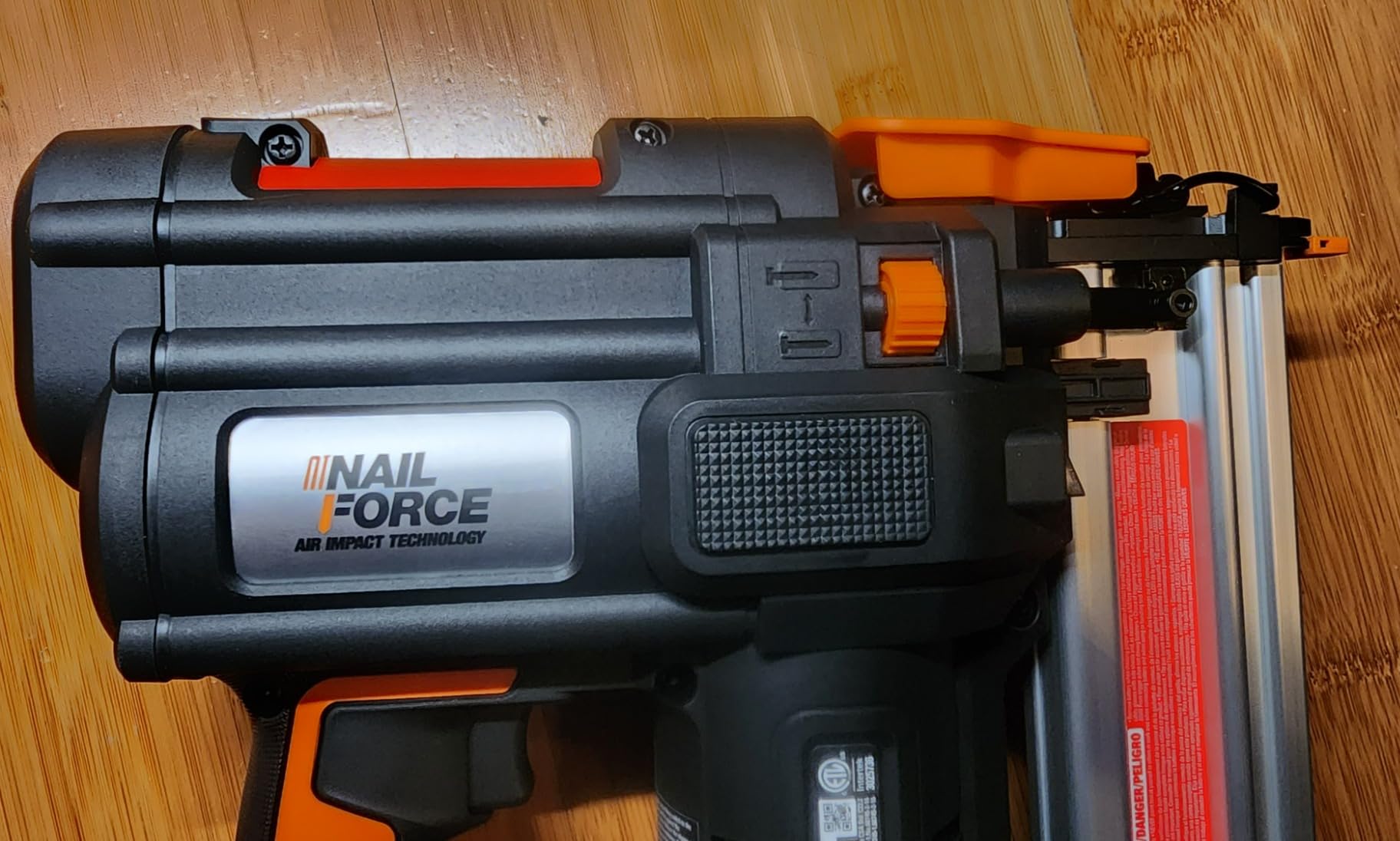 WORX Cordless Brad Nailer, 20V 18GA Nail Gun, WX842L customer photo 2