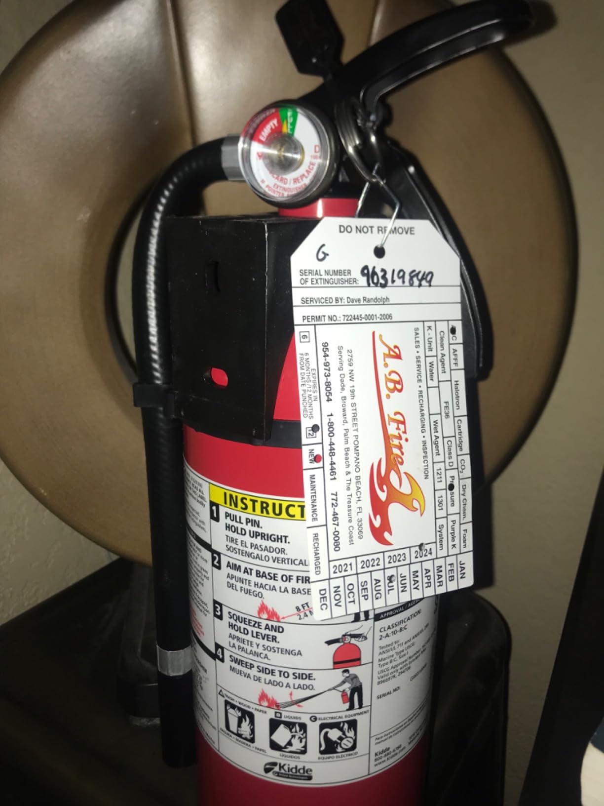 Kidde Full Home Fire Extinguisher, 3-A:40-B:C, KD176-340ABC customer photo 1