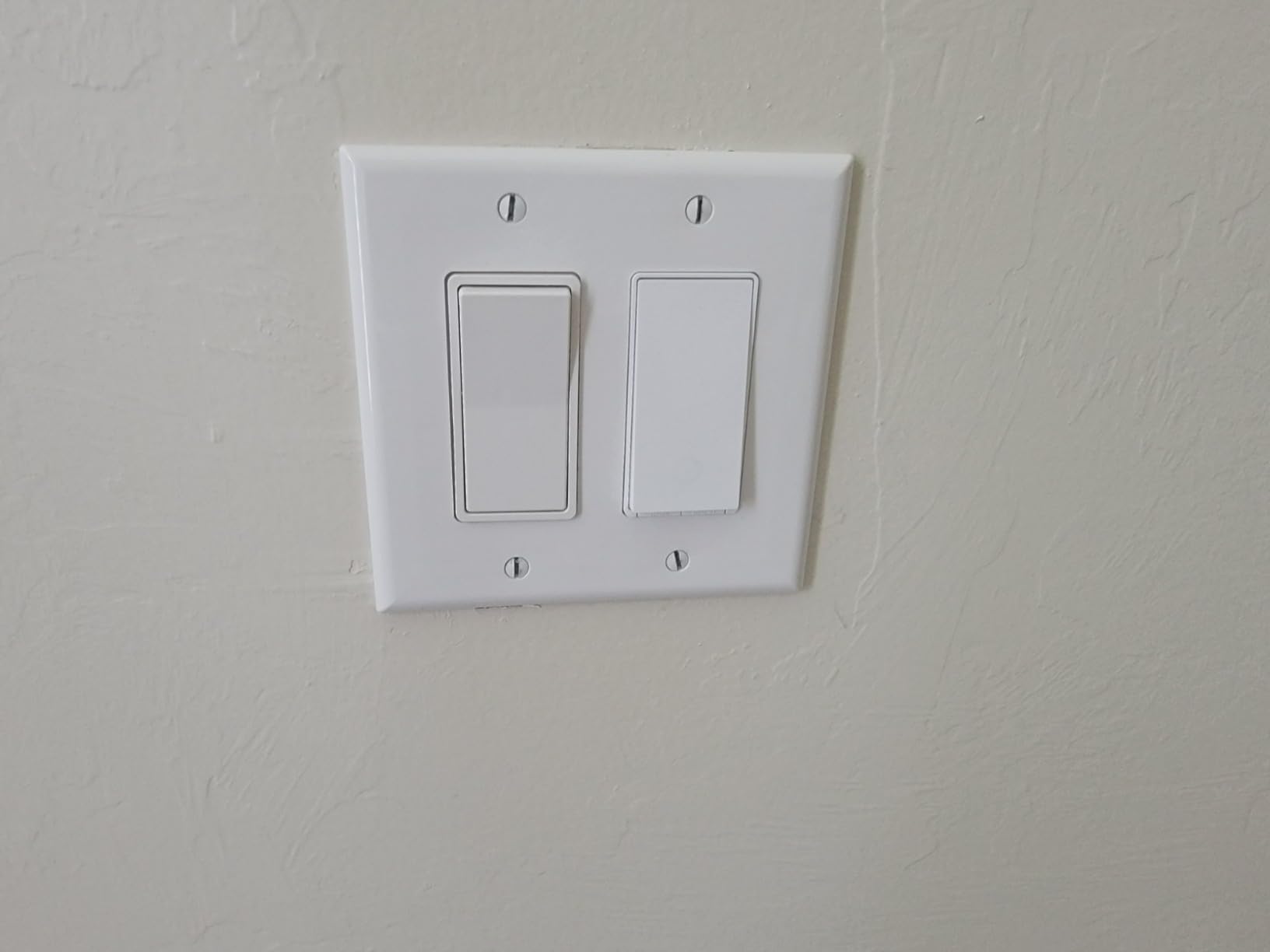 TP-Link Tapo Matter Smart Light Switch: Voice Control w/Siri, Alexa & Google Home | UL Certified | Timer & Schedule | Easy Guided Install | Neutral Wire Required | Single Pole | Tapo S505(2-Pack) customer photo 1