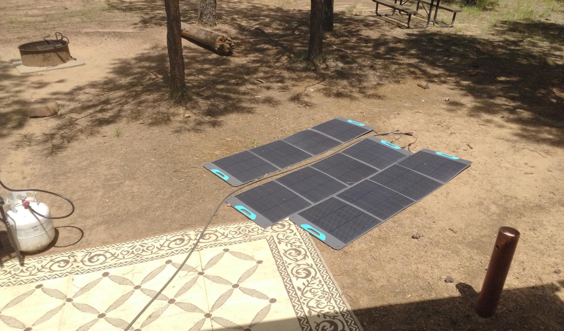 Renogy 200W Portable Solar Panel for Power Stations, 25% Efficiency customer photo 1
